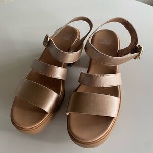 Sorel Tan Sandals with Strappy Design